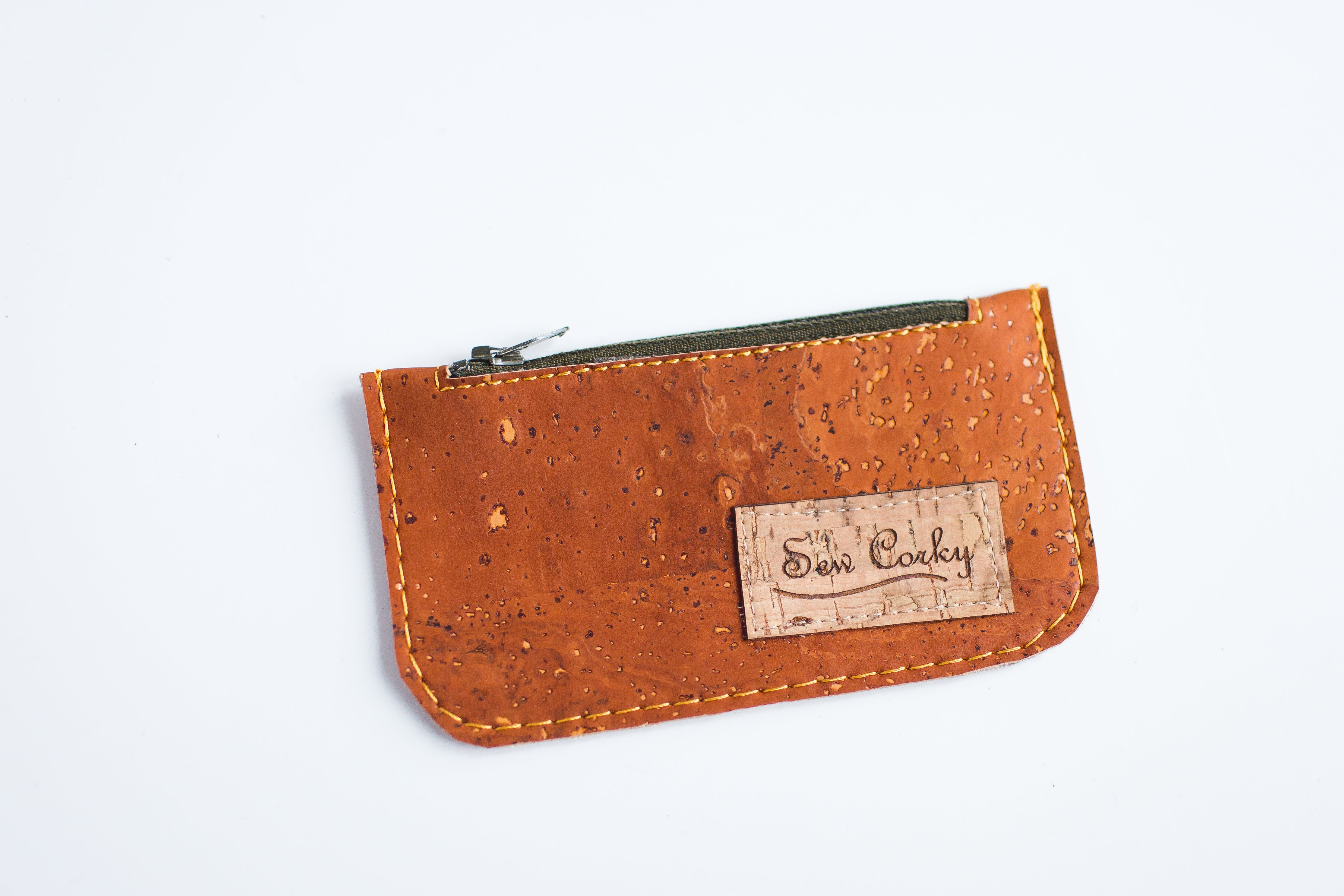 DD1-All Cork Zippered Front Pocket Wallet