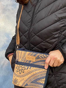 K6-THE BROOKIE CROSSBODY IN NAVY BLUE AND PAISLEY