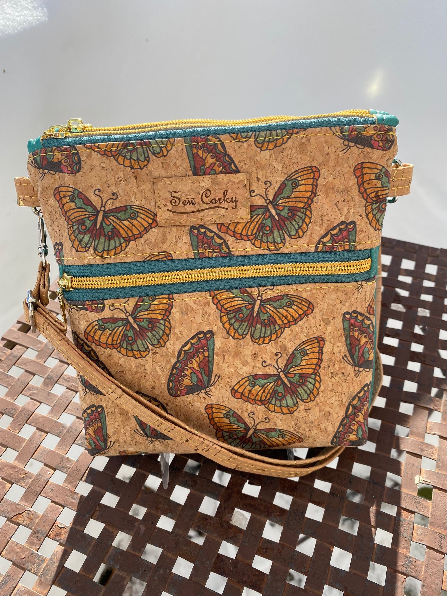 K5-THE BROOKIE CROSSBODY IN BLUE AND COLORED BUTTERFLIES
